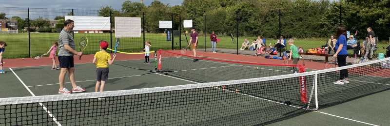 Mini tennis